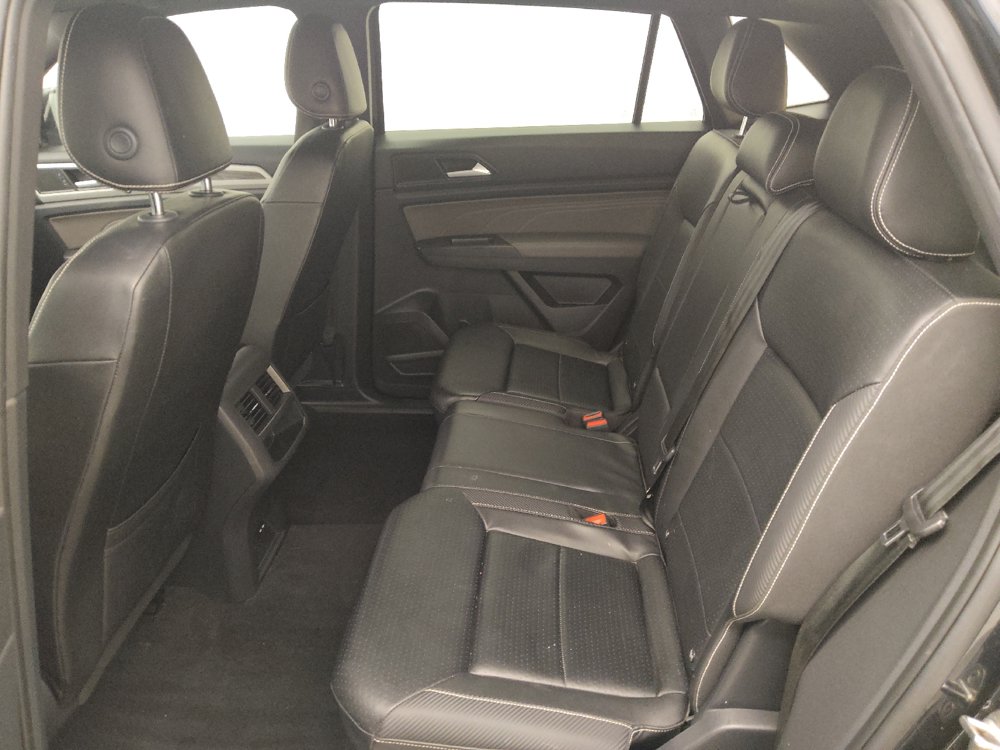 Used 2022 Volkswagen Atlas Cross Sport SE FWD image 18