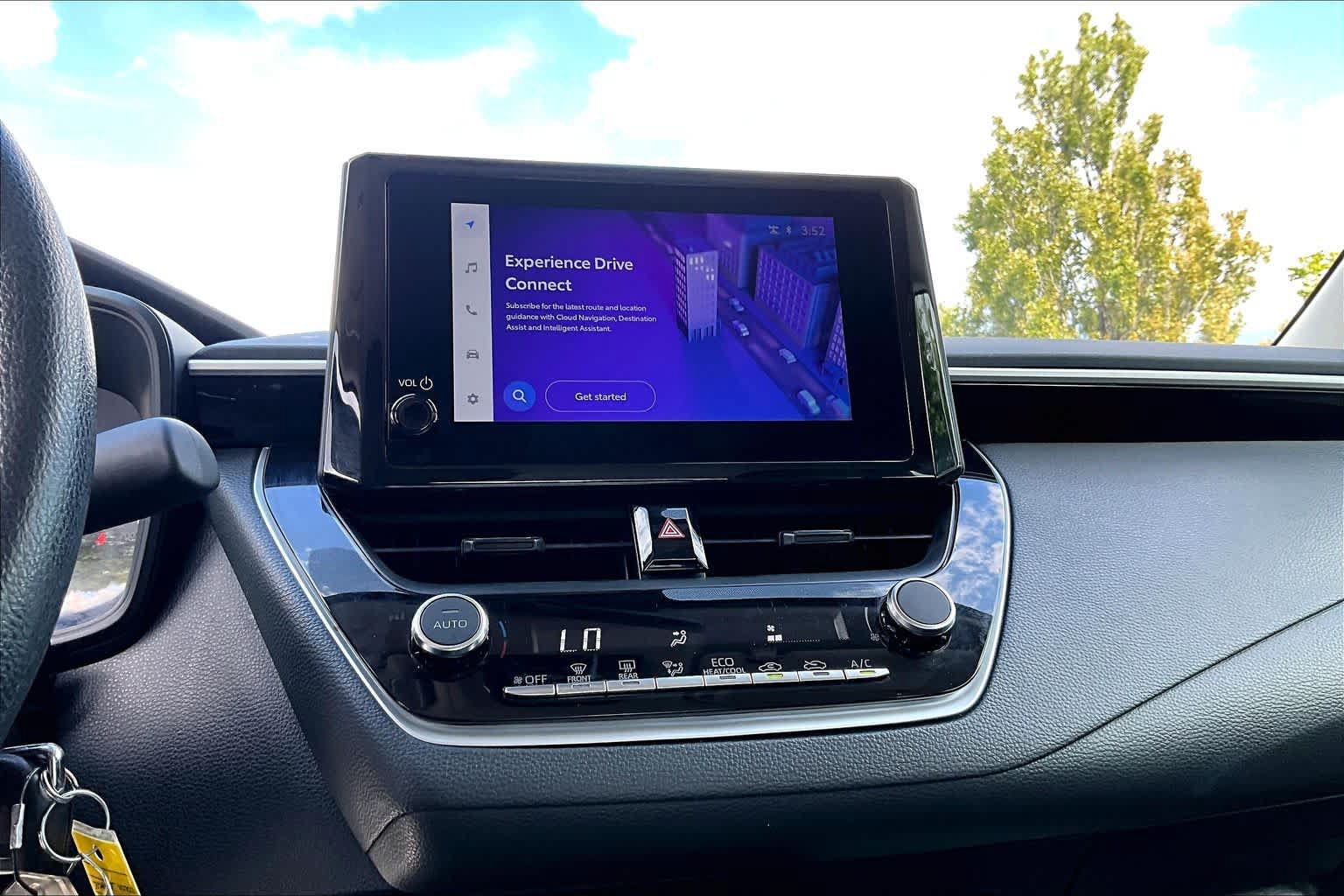 Used 2025 Toyota Corolla LE FWD image 35