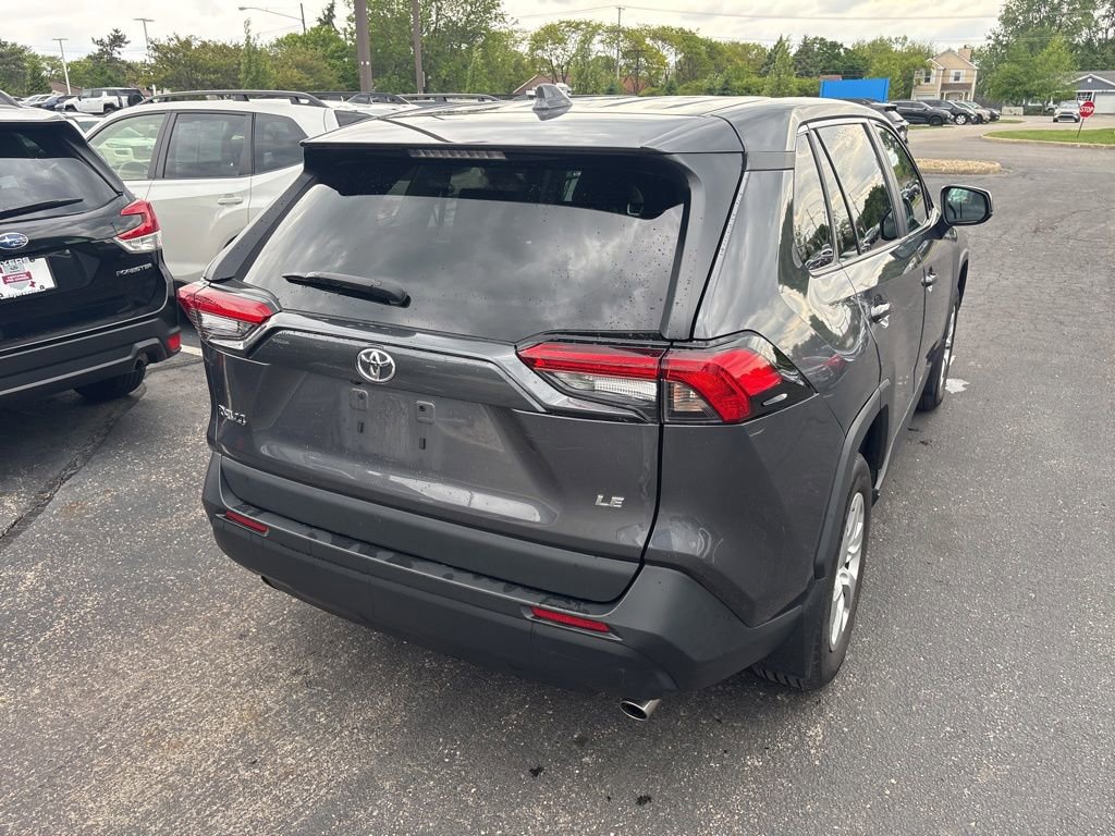 Used 2023 Toyota RAV4 LE FWD image 3