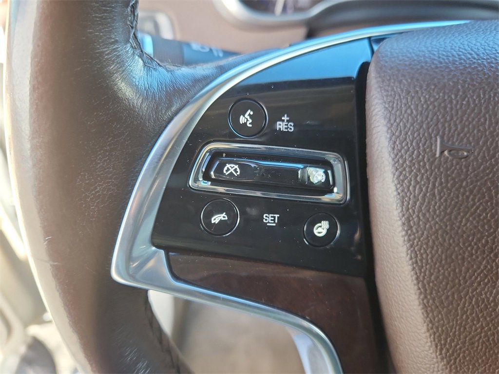 Used 2015 Cadillac SRX Luxury w/ Trailering Package image 23