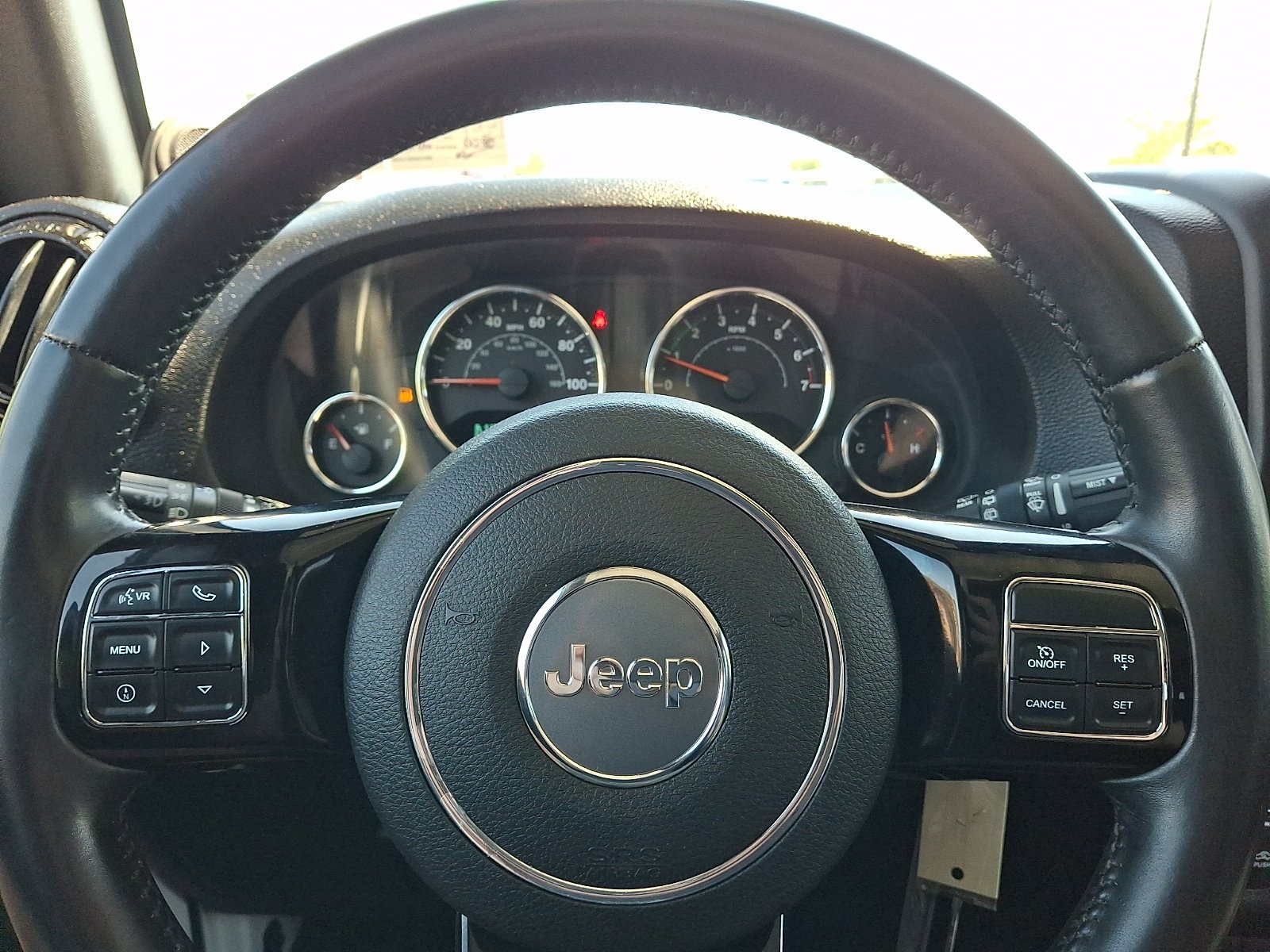 Used 2014 Jeep Wrangler Unlimited Sahara AWD/4WD image 17