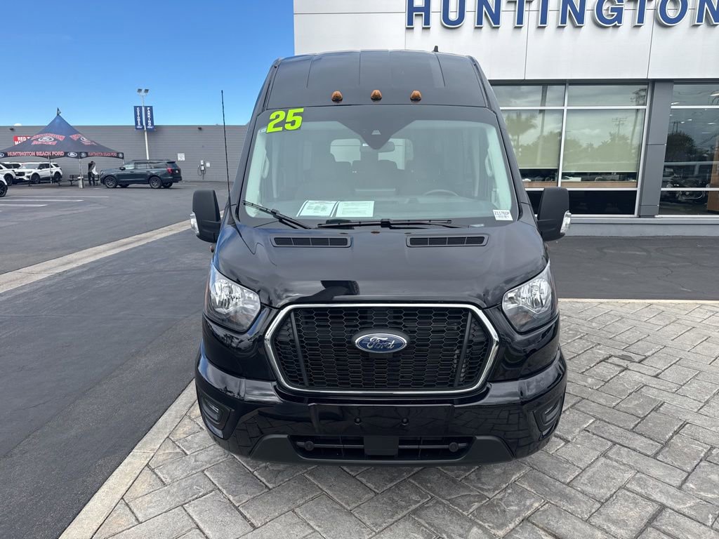 Used 2025 Ford Transit 350 XLT RWD image 33