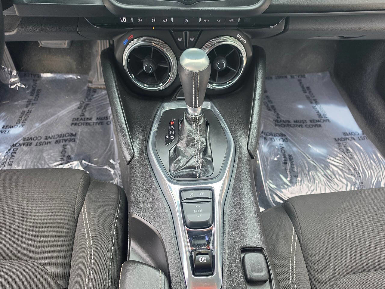 Used 2016 Chevrolet Camaro LT RWD image 39