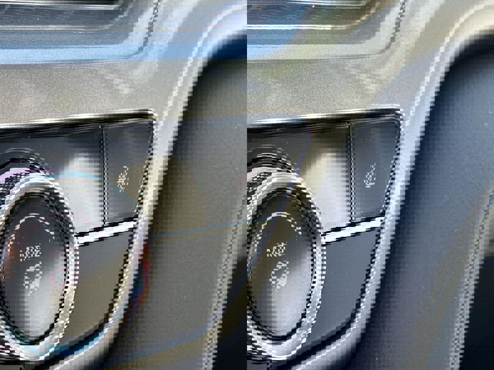 New 2025 Acura Integra image 25