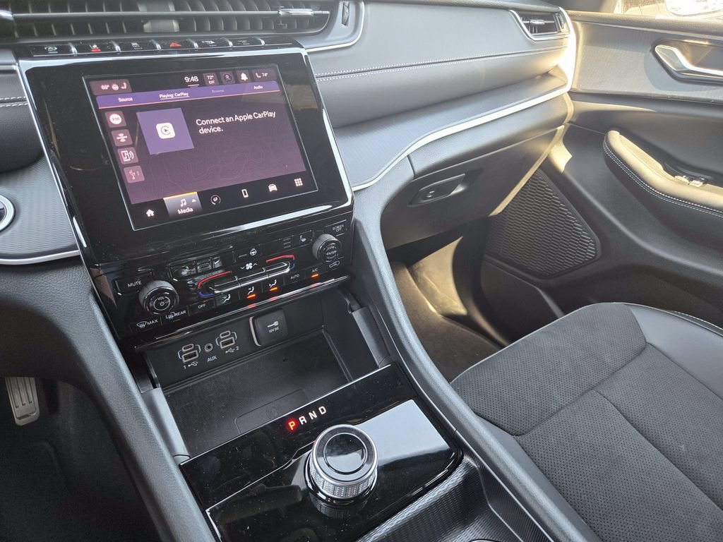 New 2025 Jeep Grand Cherokee L Laredo AWD/4WD image 14