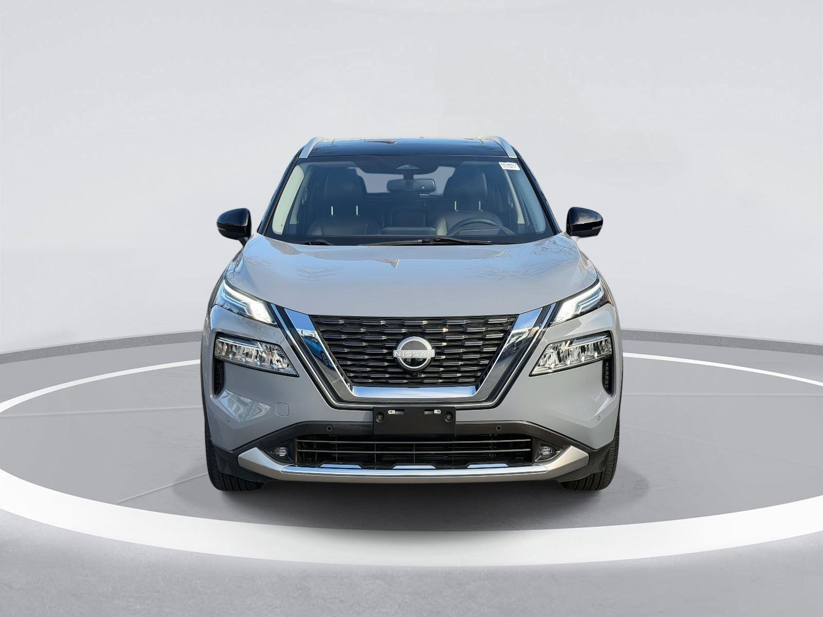 Used 2022 Nissan Rogue Platinum w/ Head-Up Display Package image 2