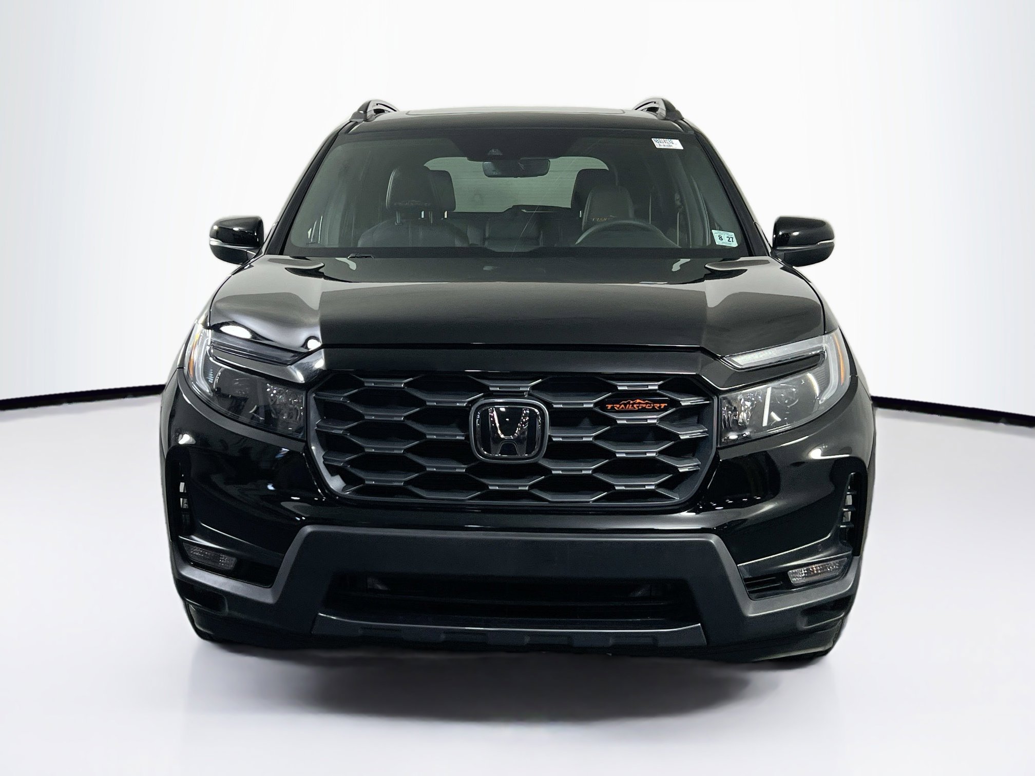 Used 2022 Honda Passport TrailSport image 2