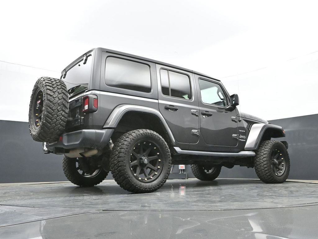 Used 2018 Jeep Wrangler Unlimited Sahara AWD/4WD image 47