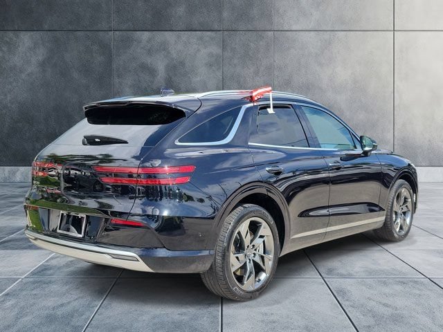 Used 2023 Genesis Electrified GV70 AWD Advance image 4