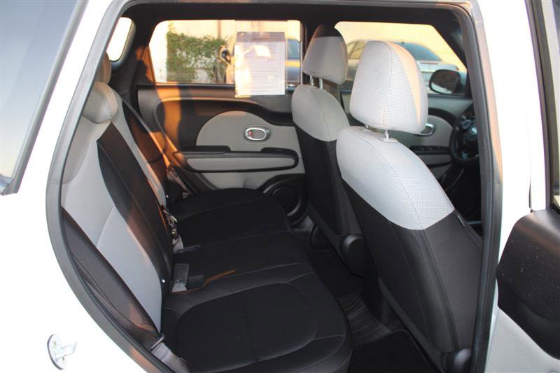 Used 2019 Kia Soul FWD image 12