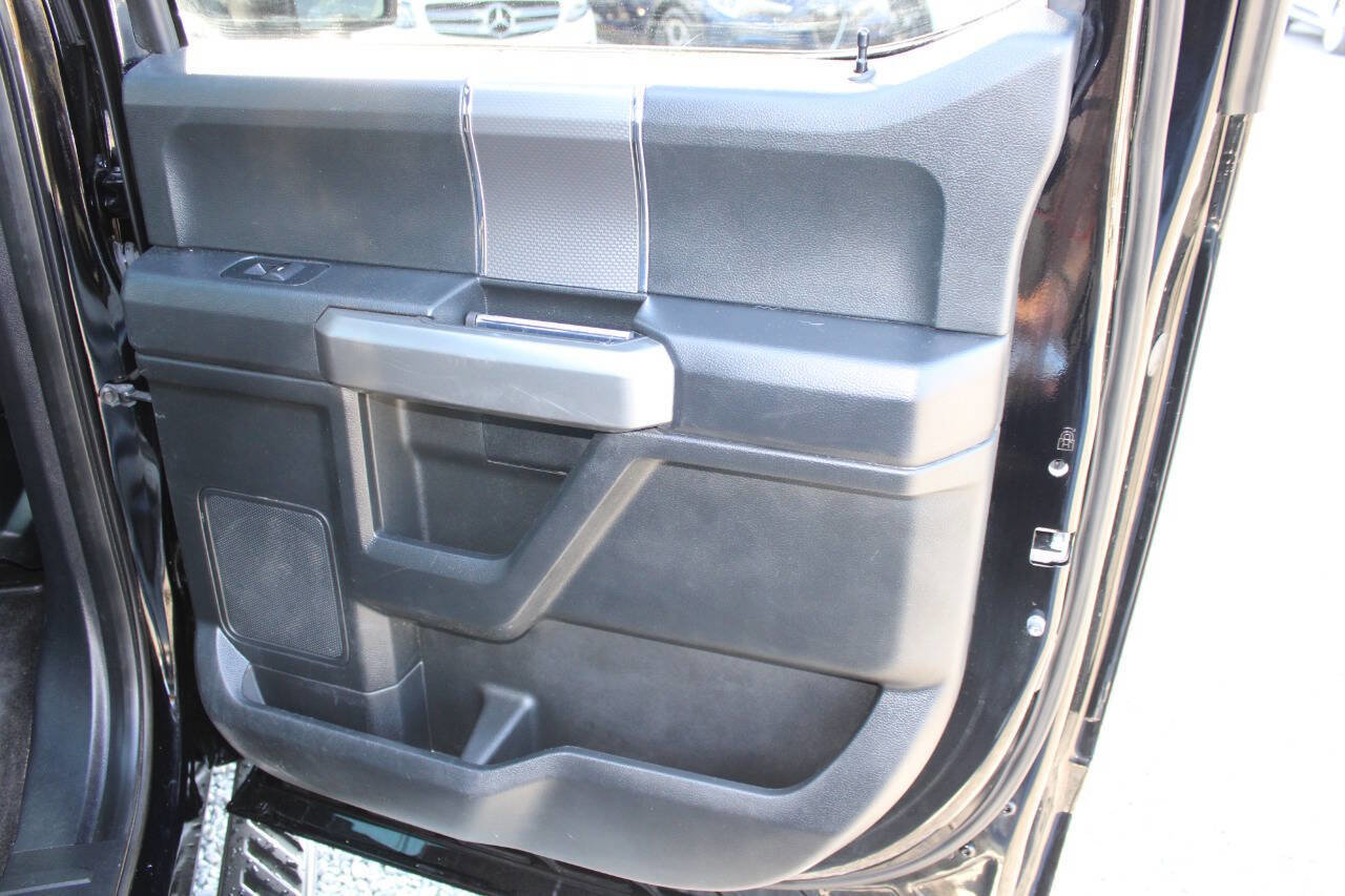 Used 2016 Ford F150 XLT w/ Equipment Group 302A Luxury AWD/4WD image 25