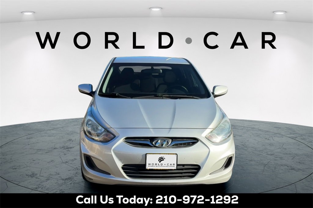 Used 2014 Hyundai Accent GS image 2