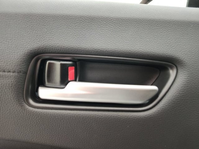 Certified 2026 Toyota Corolla Cross XLE FWD image 44
