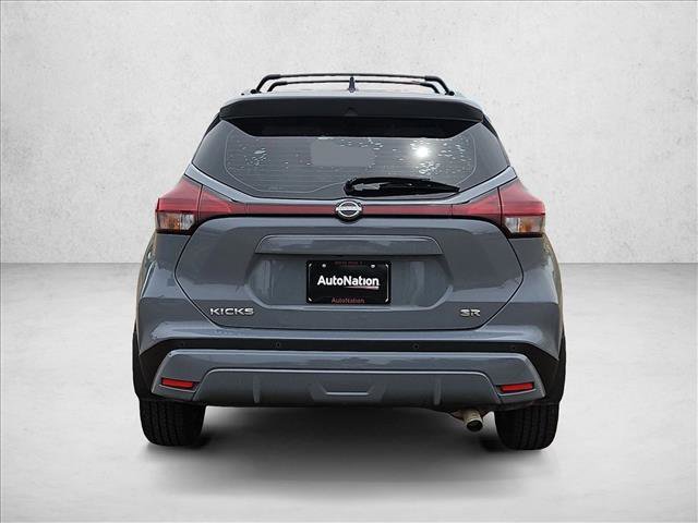Used 2022 Nissan Kicks SR w/ Interior Electronics Package FWD image 7