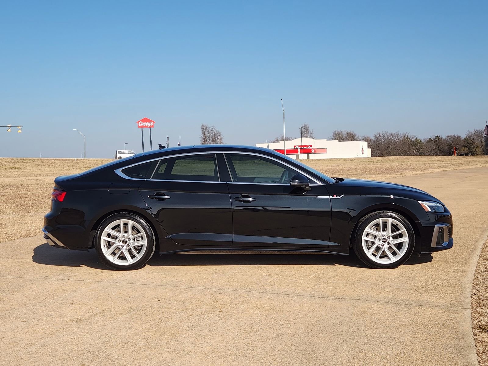 Used 2023 Audi A5 2.0T Premium Plus w/ Premium Plus image 7