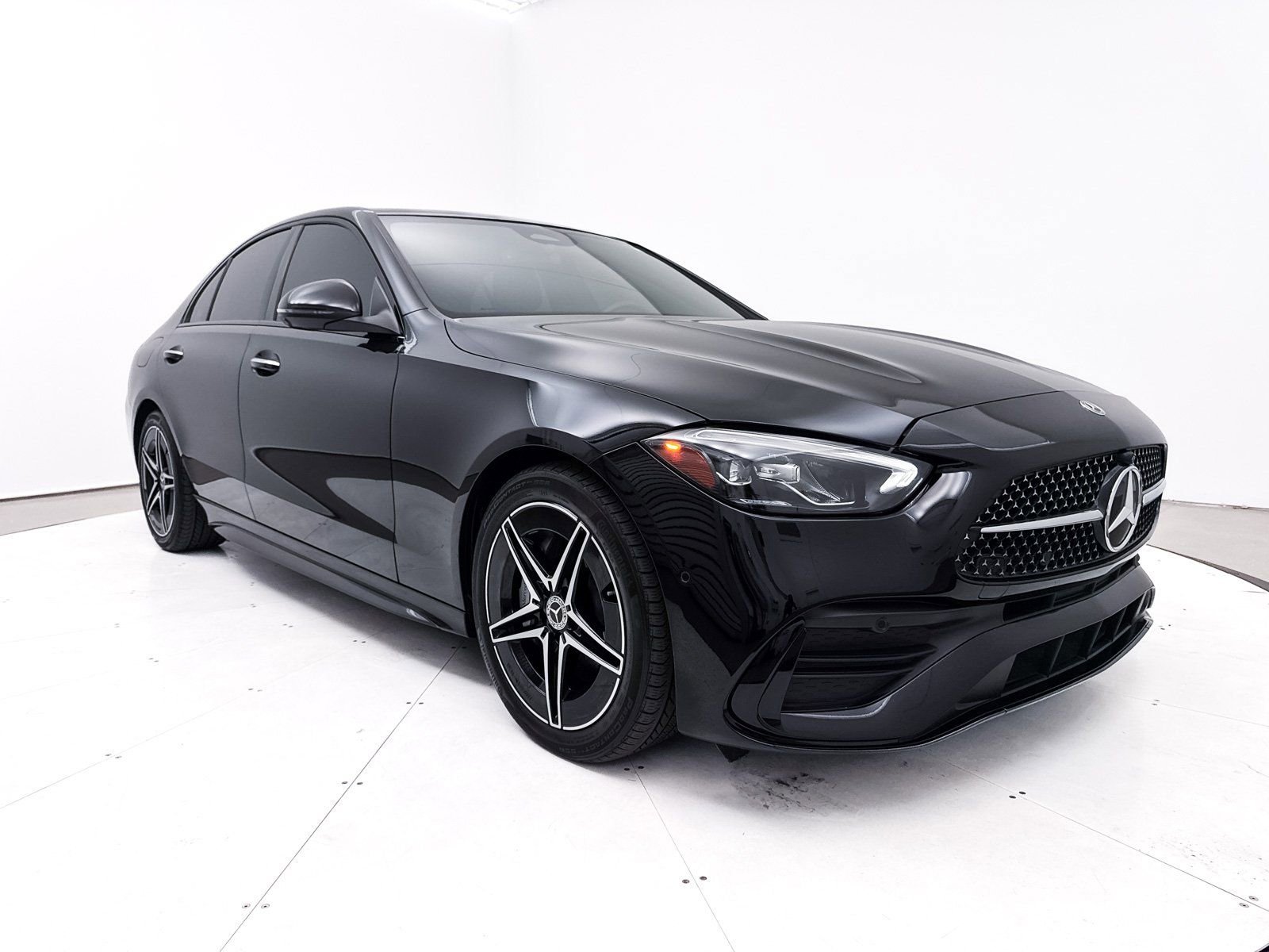 Used 2024 Mercedes-Benz C 300 4MATIC Sedan w/ AMG Line w/ Night Package image 13