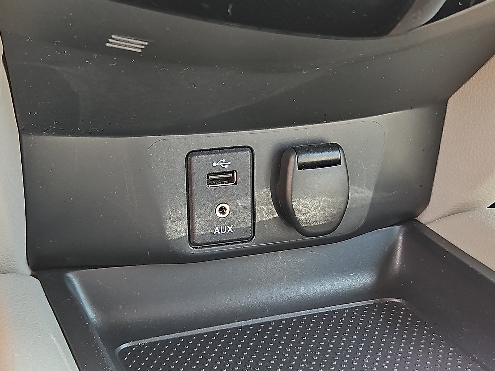 Used 2018 Nissan Rogue Sport SV w/ SV Technology Package AWD/4WD image 24