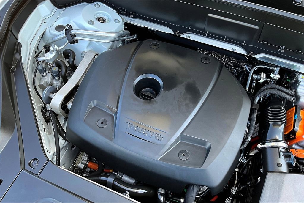 Certified 2023 Volvo XC90 T8 Plus w/ Protection Package Premier image 42