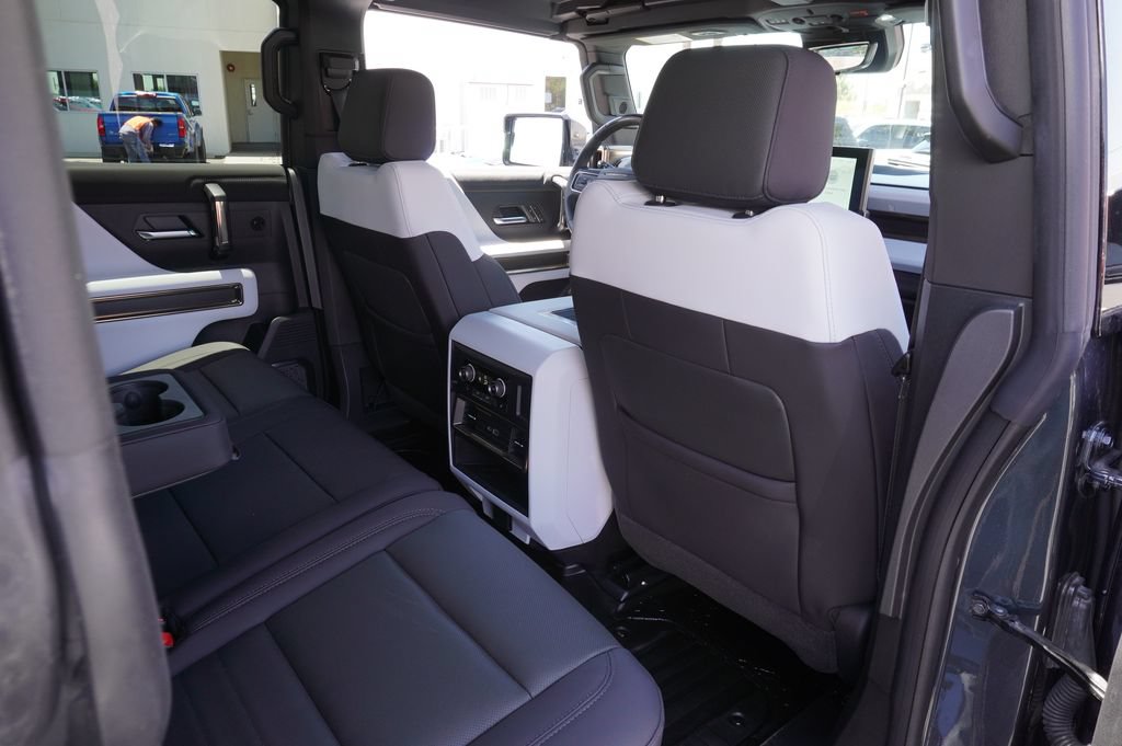 Certified 2025 GMC Hummer EV 3X AWD/4WD image 10