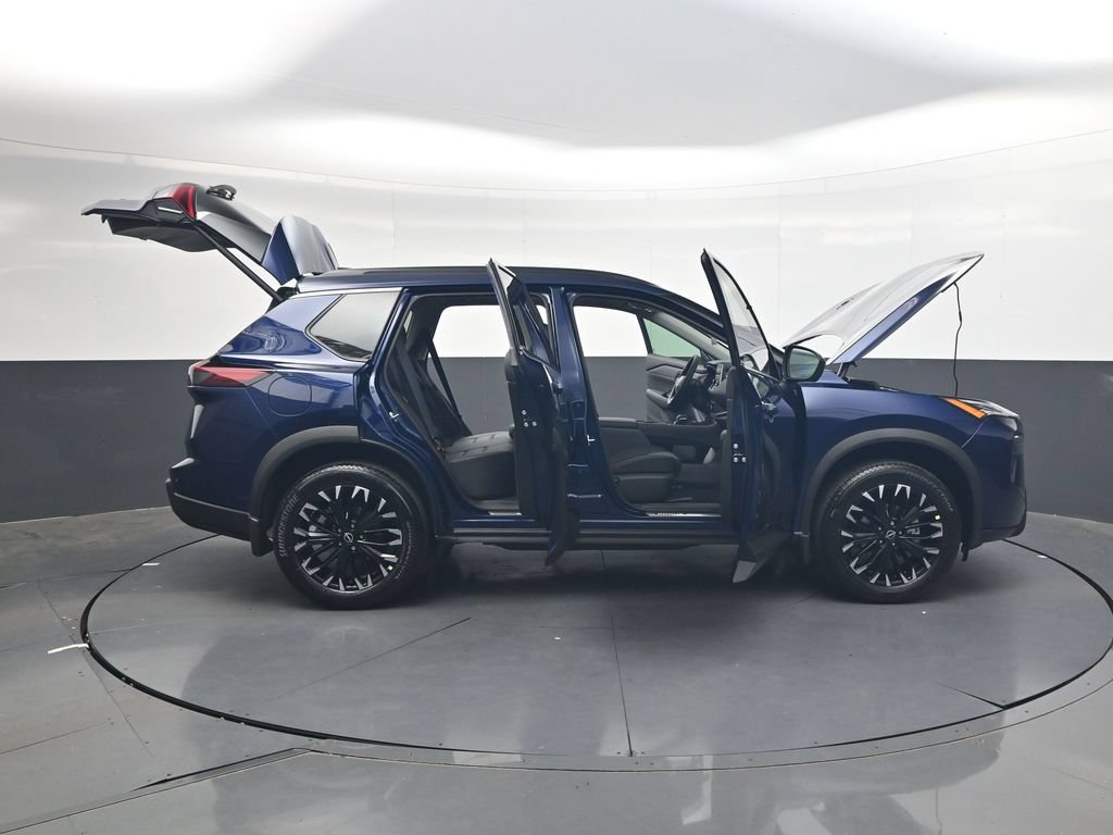 New 2026 Nissan Rogue Dark Armor AWD/4WD image 42