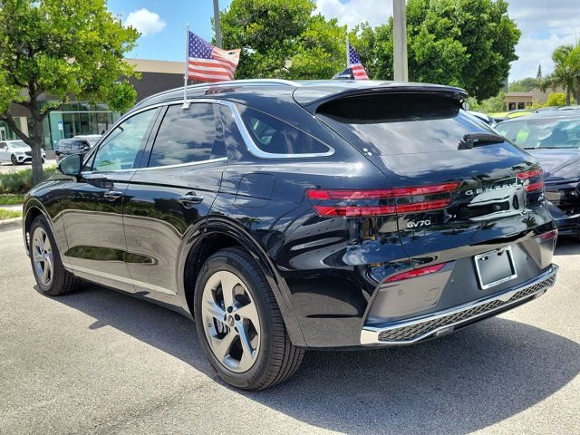Used 2026 Genesis GV70 2.5T AWD/4WD image 3