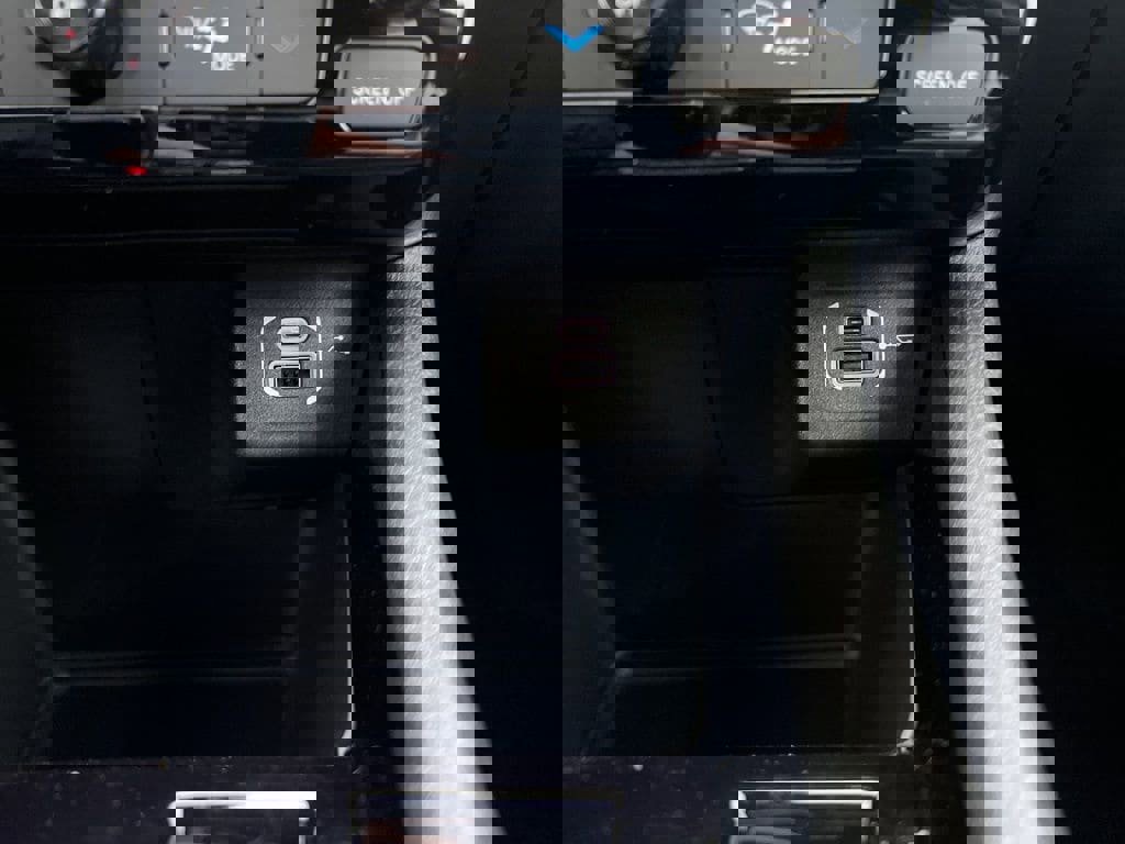 New 2026 Jeep Compass Limited image 30