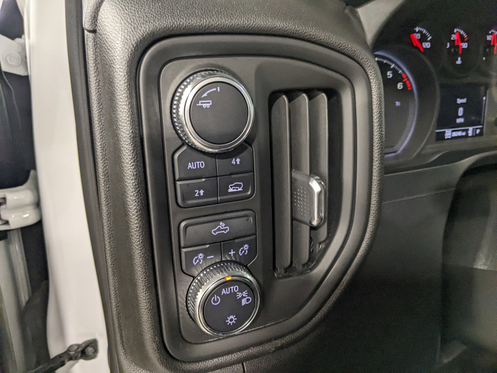 Used 2022 GMC Sierra 1500 Pro w/ Convenience Package AWD/4WD image 16