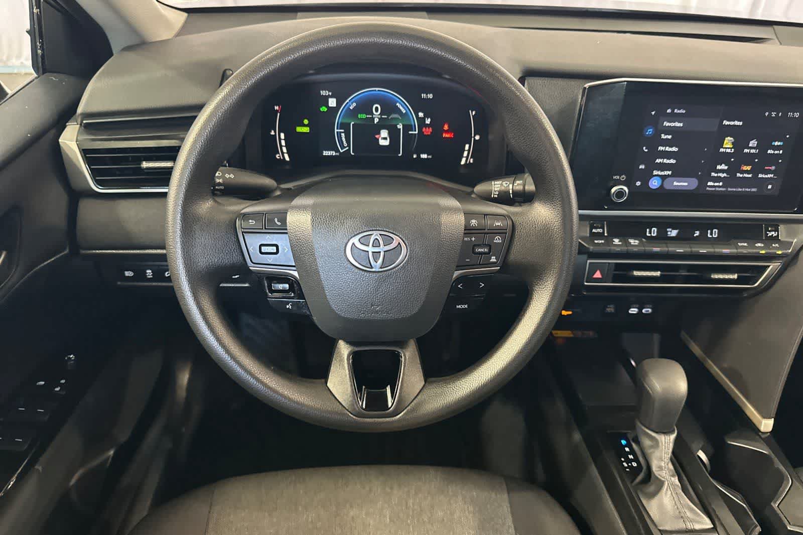 Used 2025 Toyota Camry LE FWD image 16