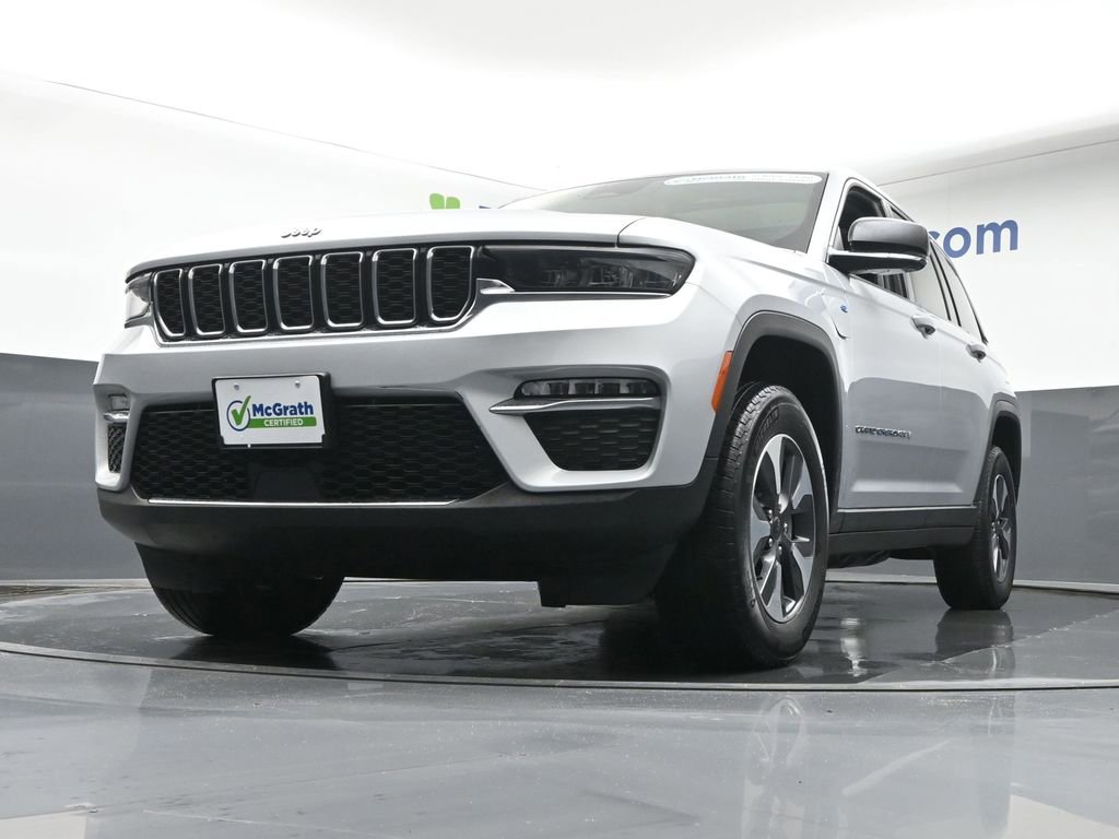 Used 2022 Jeep Grand Cherokee Limited 4xe image 6
