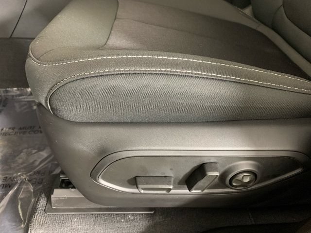 New 2026 Jeep Grand Cherokee Laredo X AWD/4WD image 11