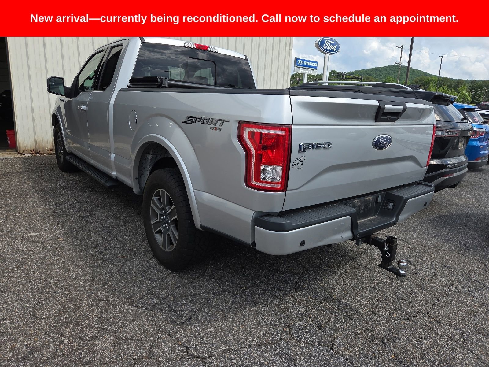 Used 2016 Ford F150 XLT w/ Equipment Group 302A Luxury AWD/4WD image 4
