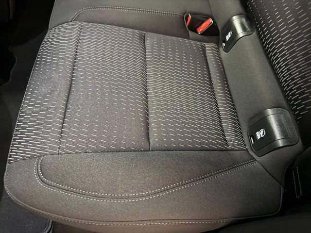 Used 2025 Chevrolet Equinox LT w/ Midnight Edition FWD image 18