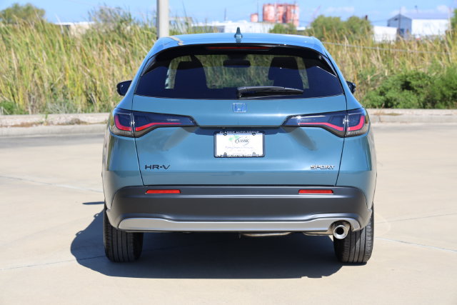 New 2027 Honda HR-V Sport image 7