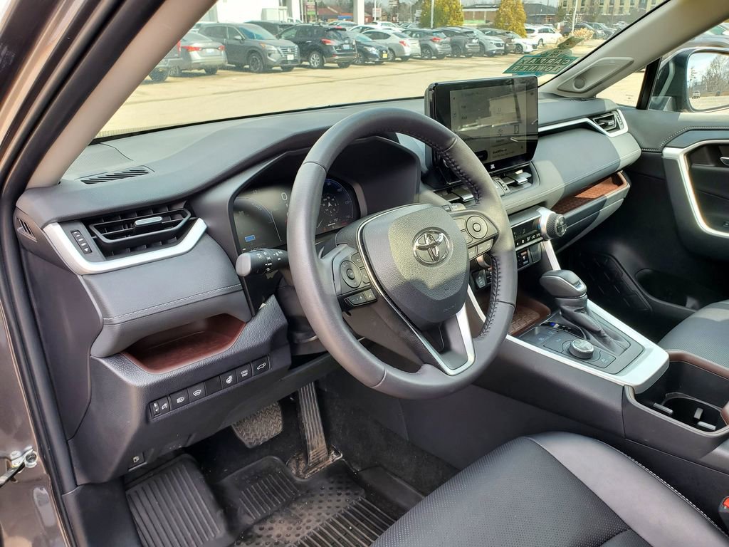 Used 2024 Toyota RAV4 Limited w/ Weather Package image 21