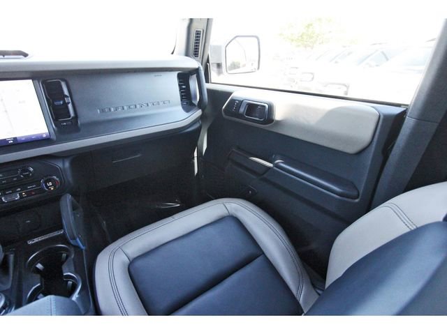 Used 2024 Ford Bronco Wildtrak image 9