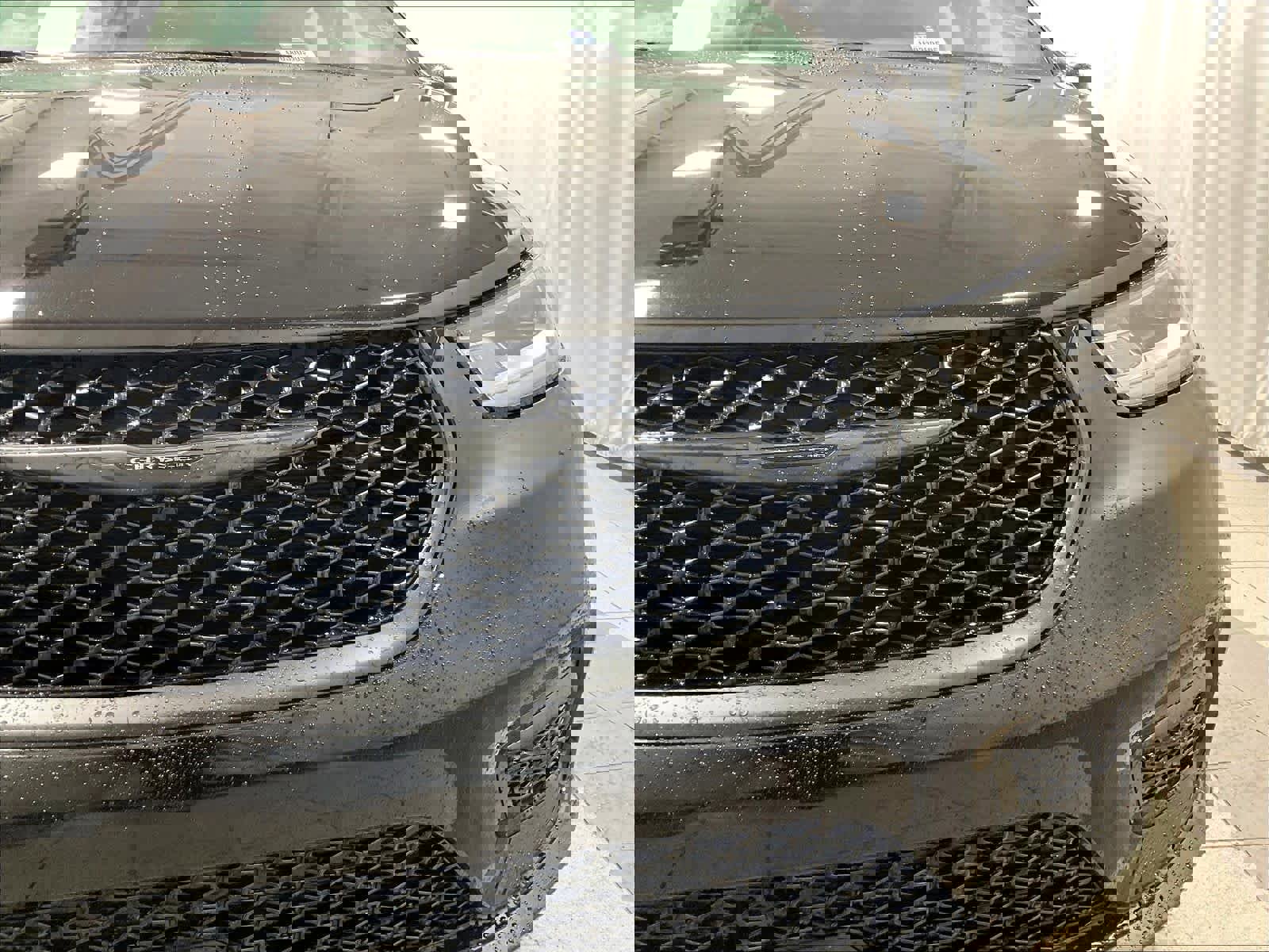 Used 2025 Chrysler Pacifica Limited image 33