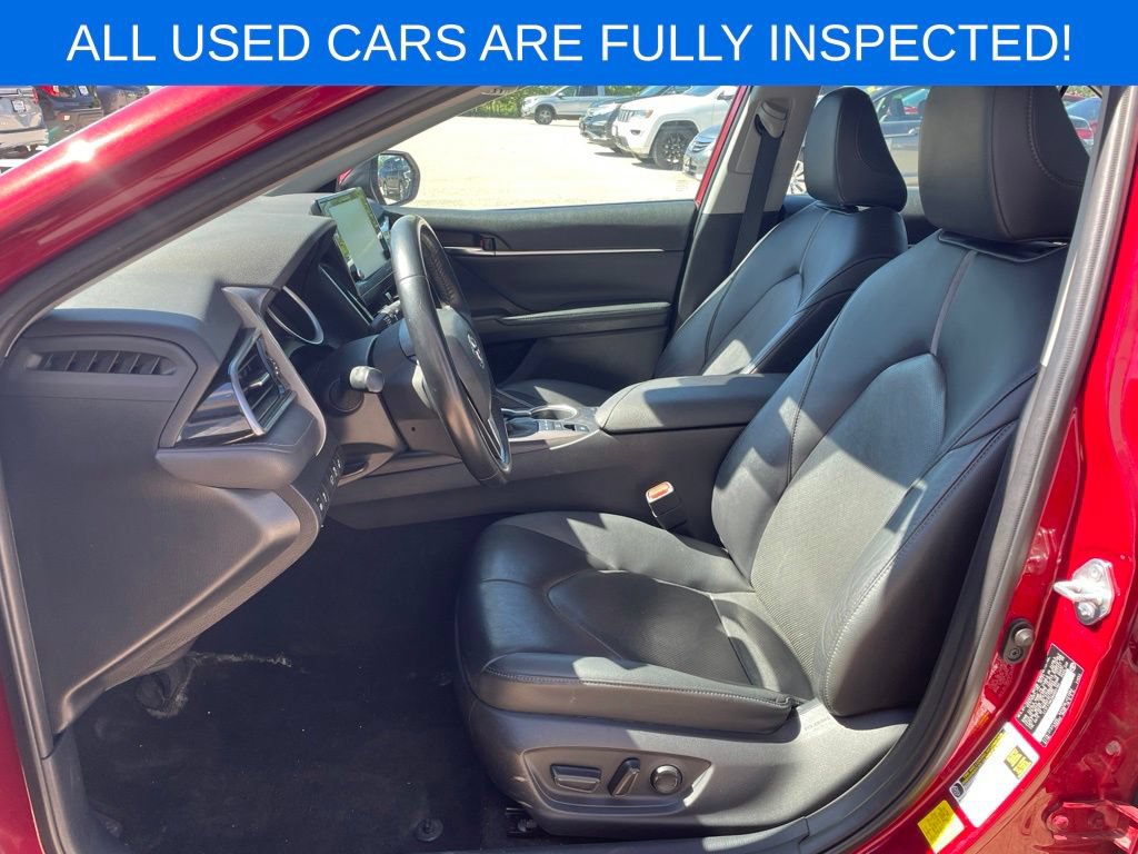 Used 2022 Toyota Camry XLE FWD image 8