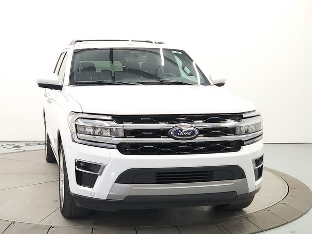 Used 2024 Ford Expedition Limited image 2
