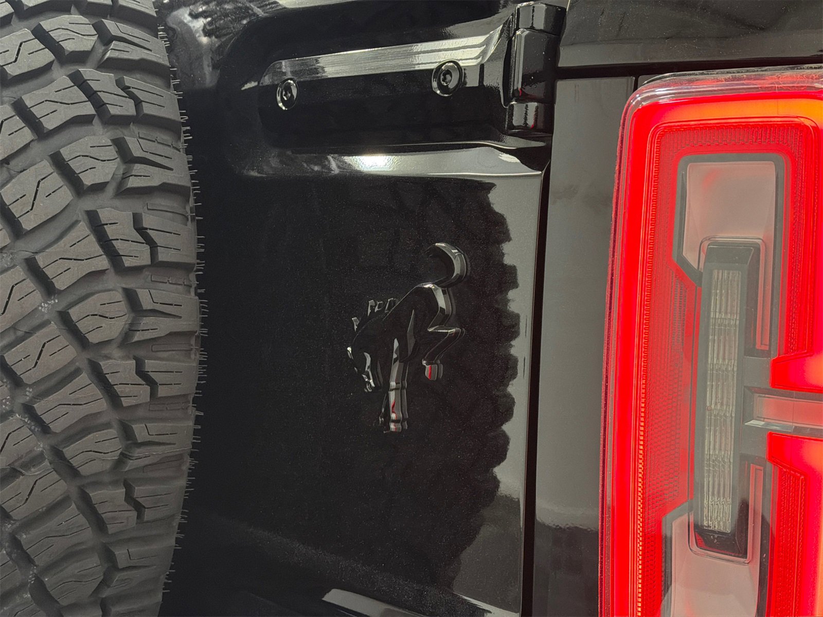 Used 2024 Ford Bronco Wildtrak image 9