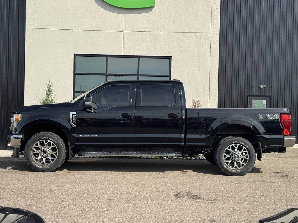 Used 2021 Ford F250 Lariat image 2