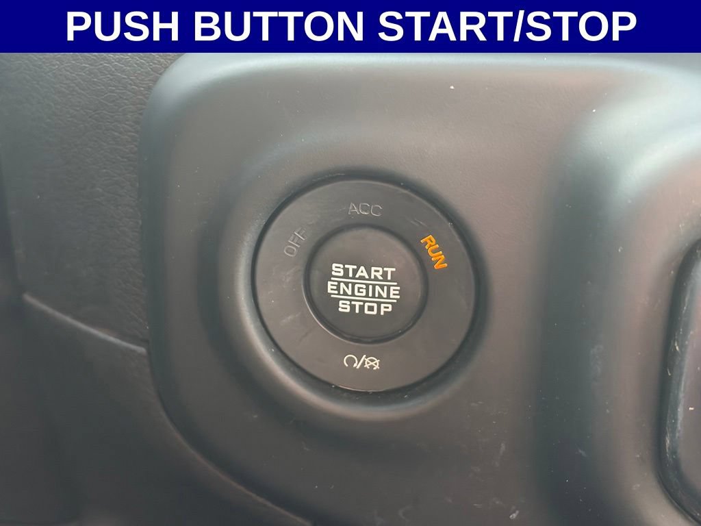 Used 2021 Jeep Wrangler Unlimited Sahara w/ Cold Weather Group AWD/4WD image 13
