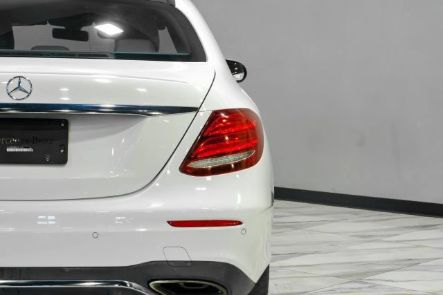 Used 2018 Mercedes-Benz E 300 image 57