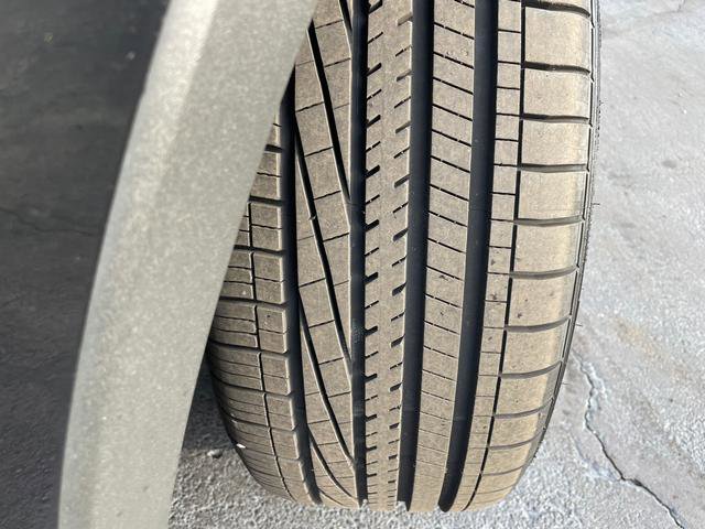 Used 2017 Lincoln MKC Reserve image 11