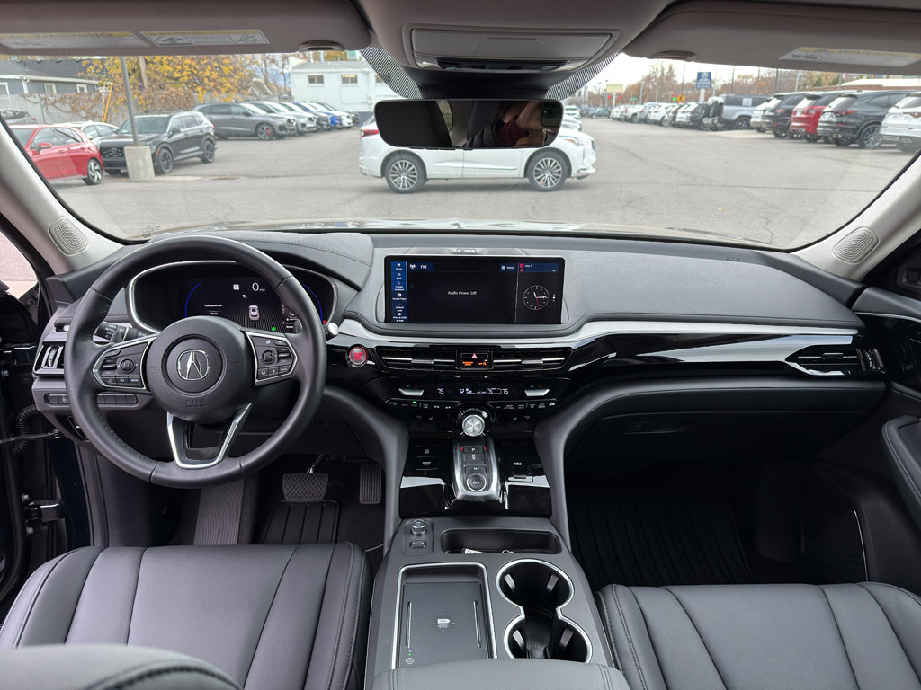 Certified 2025 Acura MDX SH-AWD image 27