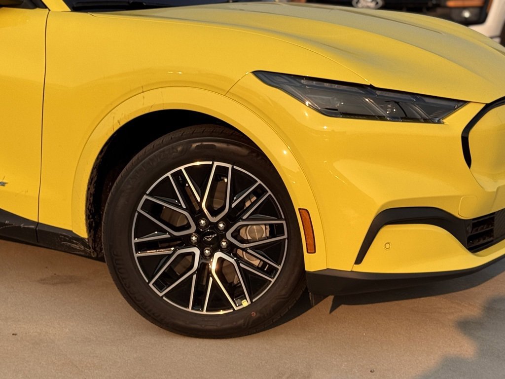 New 2025 Ford Mustang Mach-E Premium image 4
