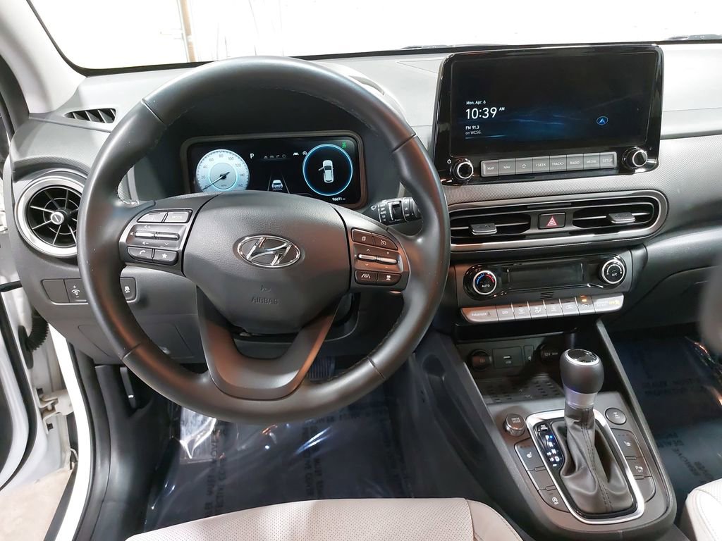 Used 2022 Hyundai Kona Limited AWD/4WD image 15