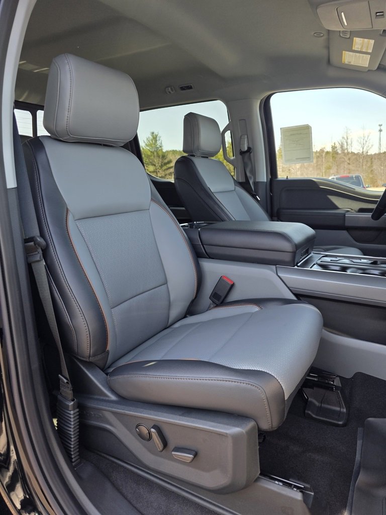 New 2025 Ford F150 Lariat w/ Equipment Group 501A Mid image 23