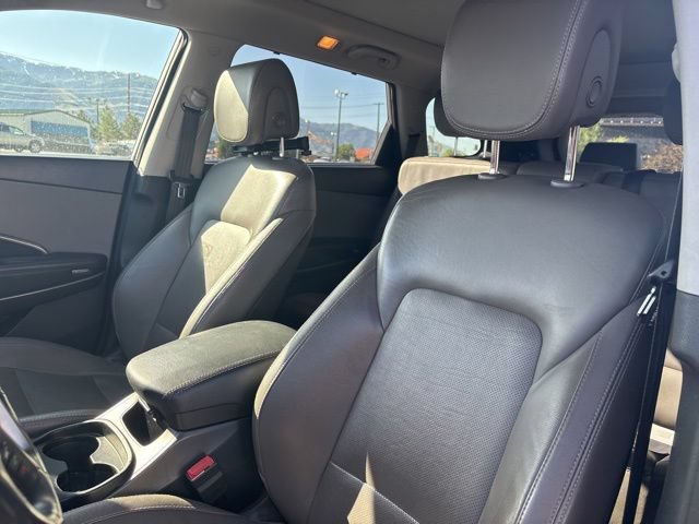 Used 2015 Hyundai Santa Fe GLS w/ Option Group 03 AWD/4WD image 11