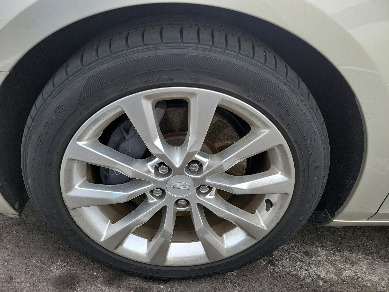 Used 2016 Cadillac XTS Luxury w/ Driver Awareness Package image 6