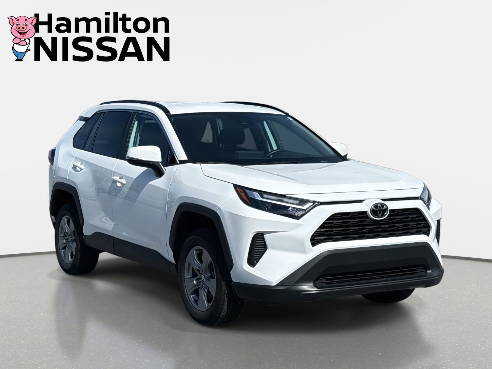 Used 2025 Toyota RAV4 XLE AWD/4WD image 1